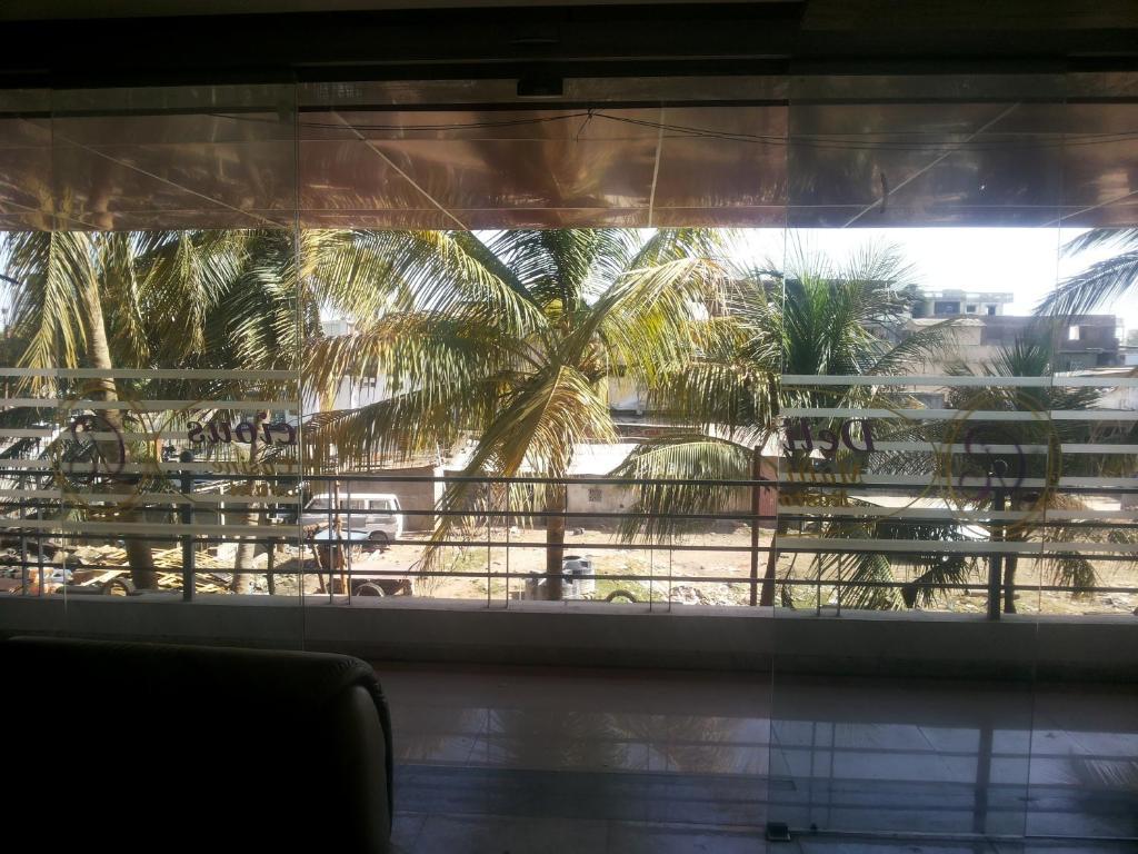 Royal Inn Ankleshwar ภายนอก รูปภาพ